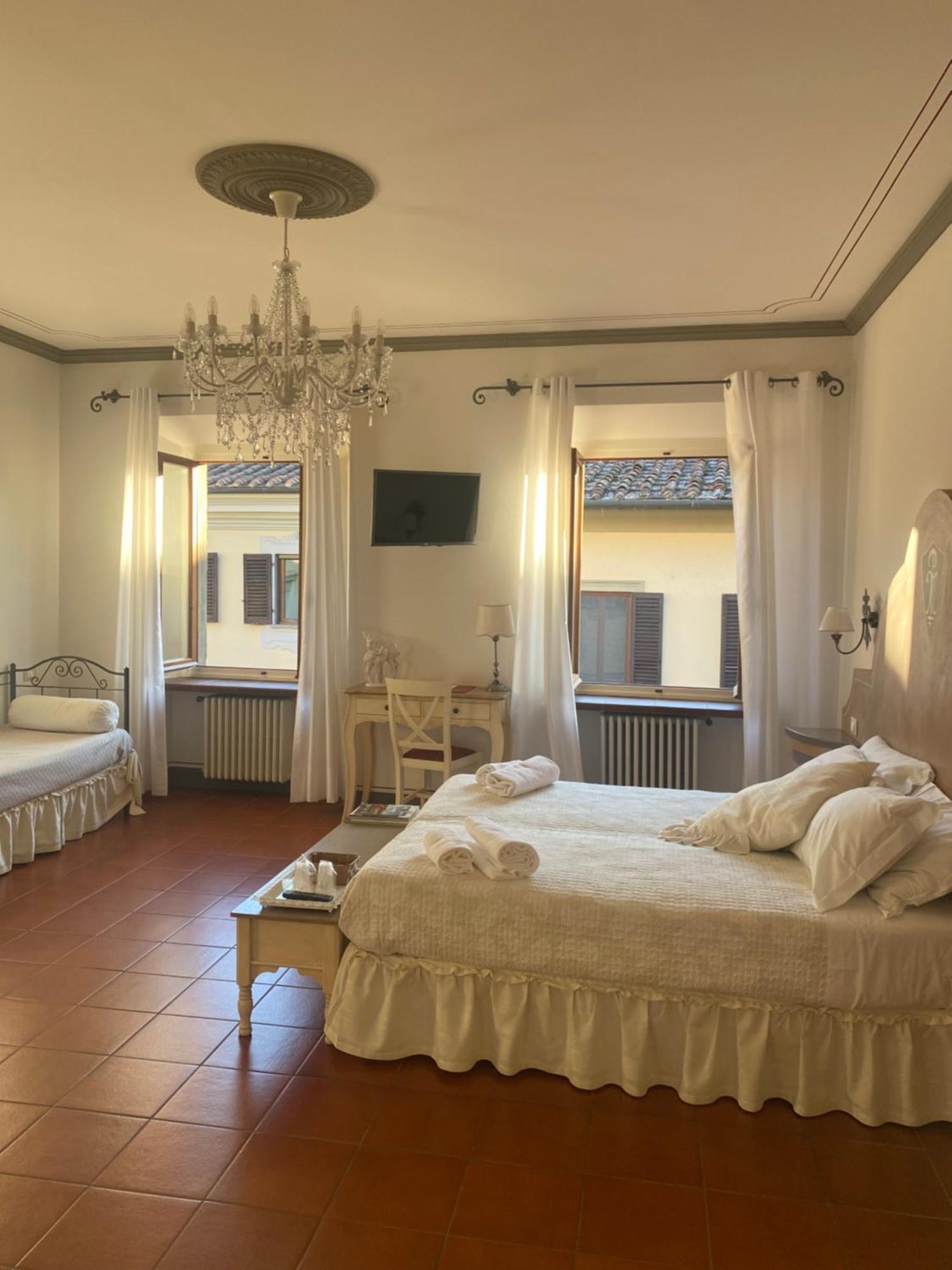 Palazzo Mari suite&rooms b&b Montevarchi Esterno foto