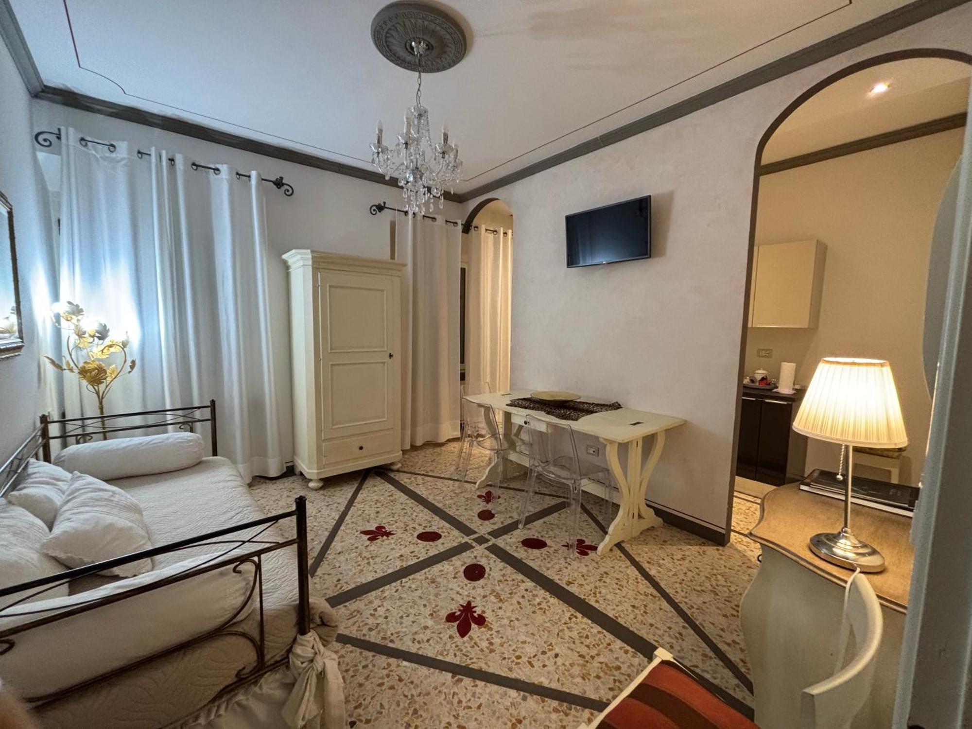 Palazzo Mari suite&rooms b&b Montevarchi Esterno foto