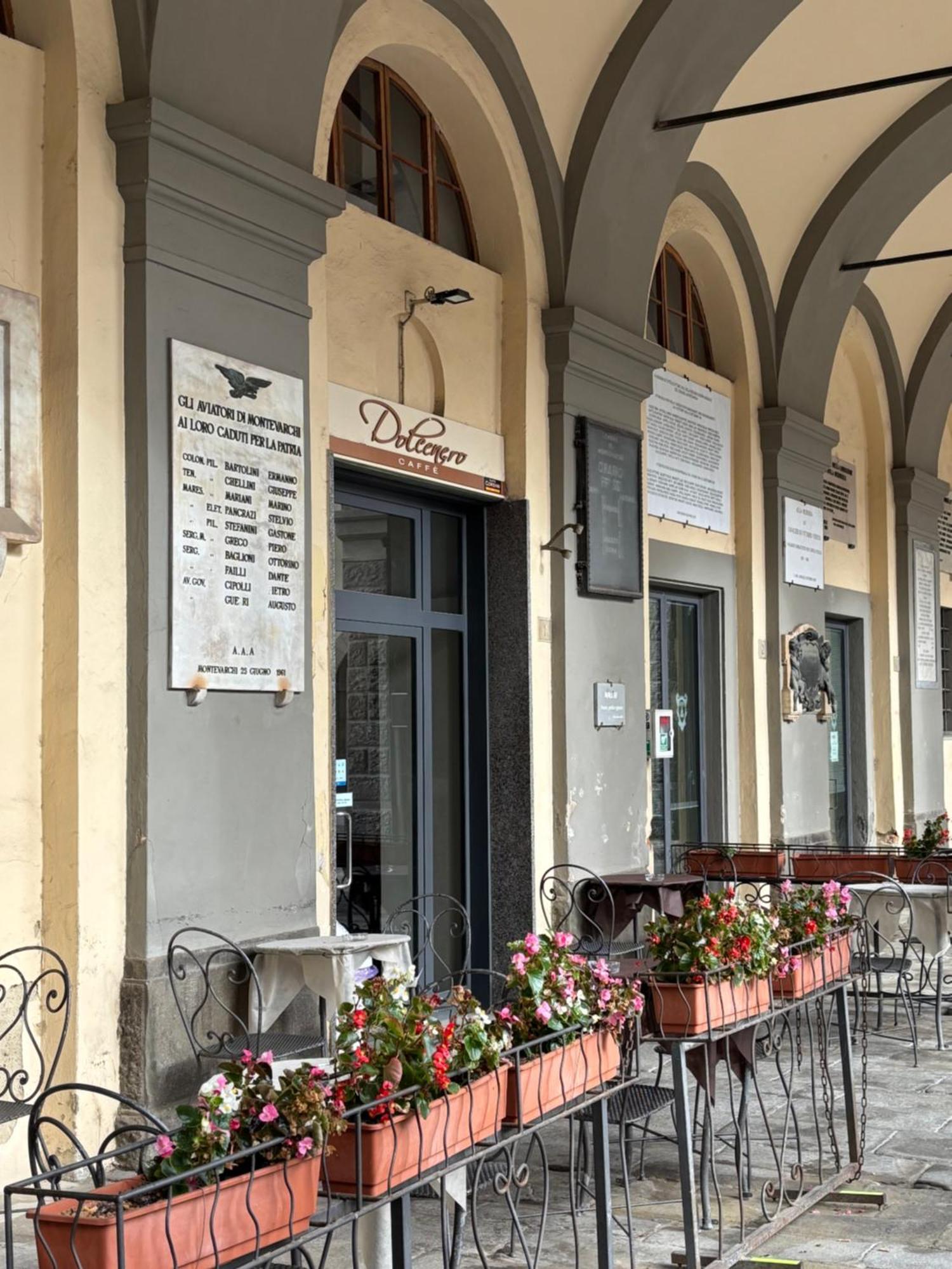 Palazzo Mari suite&rooms b&b Montevarchi Esterno foto