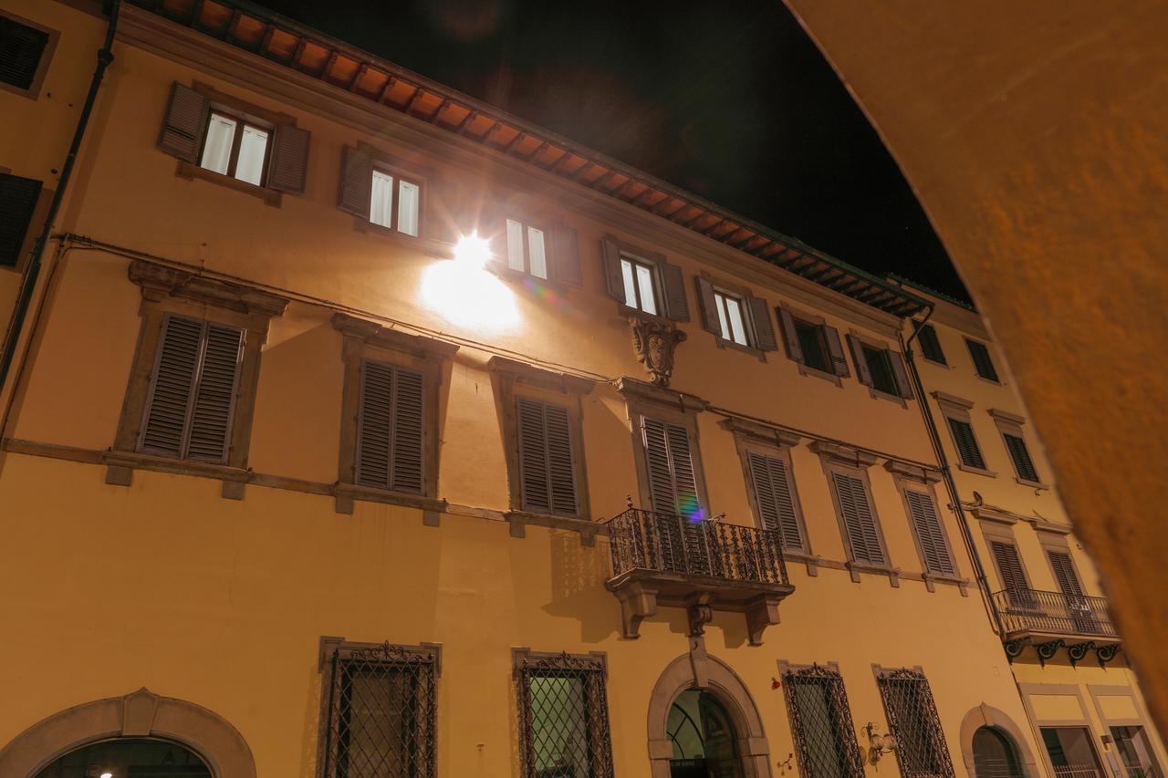 Palazzo Mari suite&rooms b&b Montevarchi Esterno foto
